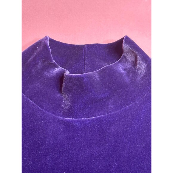1990s-Y2K BCBG PARIS VELVET Purple Long Sleeve Mock Turtleneck Blouse. XS-S - Picture 4 of 10